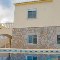 Villa in Spain, Comunitat Valenciana, Alicante, 200 sq.m.