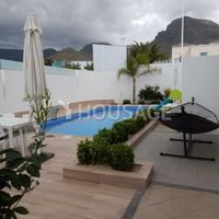 Villa in Spain, Canary Islands, Santa Cruz de Tenerife, 451 sq.m.