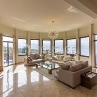 Villa in Spain, Canary Islands, Santa Cruz de Tenerife, 650 sq.m.