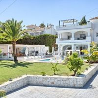 Villa in Spain, Andalucia, 241 sq.m.