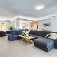 Villa in Spain, Andalucia, 241 sq.m.