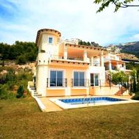 Villa in Spain, Comunitat Valenciana, Alicante, 218 sq.m.
