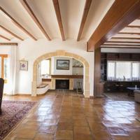 Villa in Spain, Comunitat Valenciana, Alicante, 670 sq.m.