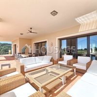 Villa in Spain, Andalucia, 1303 sq.m.