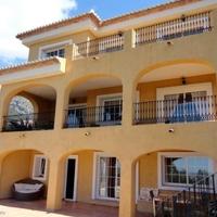 Villa in Spain, Comunitat Valenciana, Alicante, 300 sq.m.