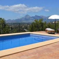 Villa in Spain, Comunitat Valenciana, Alicante, 300 sq.m.