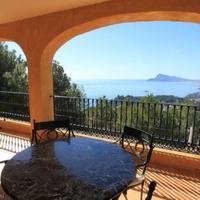 Villa in Spain, Comunitat Valenciana, Alicante, 300 sq.m.
