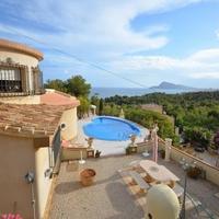 Villa in Spain, Comunitat Valenciana, Alicante, 300 sq.m.