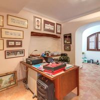 House in Spain, Balearic Islands, Palma, 455 sq.m.