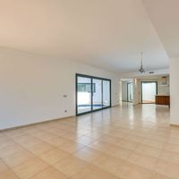 Villa in Spain, Balearic Islands, Palma, 247 sq.m.