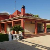 Villa in Spain, Comunitat Valenciana, Alicante, 180 sq.m.