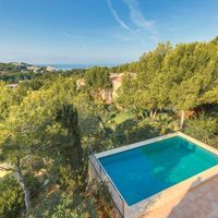 Villa in Spain, Balearic Islands, Palma, 360 sq.m.