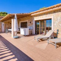 Villa in Spain, Balearic Islands, Palma, 360 sq.m.