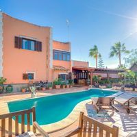 Villa in Spain, Balearic Islands, Palma, 240 sq.m.