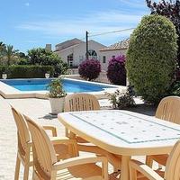 Villa in Spain, Comunitat Valenciana, Alicante, 220 sq.m.