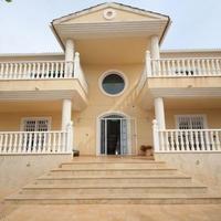 Villa in Spain, Comunitat Valenciana, Alicante, 850 sq.m.