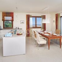 Villa in Spain, Andalucia, 502 sq.m.