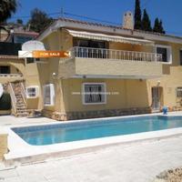 Villa in Spain, Comunitat Valenciana, Alicante, 180 sq.m.
