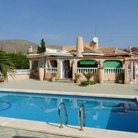 Villa in Spain, Comunitat Valenciana, Alicante, 185 sq.m.