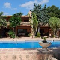 Villa in Spain, Comunitat Valenciana, Alicante, 450 sq.m.