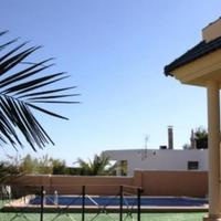 Villa in Spain, Comunitat Valenciana, Alicante, 400 sq.m.