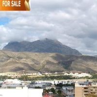 Flat in Spain, Comunitat Valenciana, Alicante, 170 sq.m.