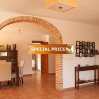 Villa in Spain, Comunitat Valenciana, Alicante, 200 sq.m.