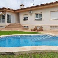 Villa in Spain, Comunitat Valenciana, Alicante, 380 sq.m.