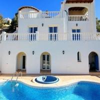 Villa in Spain, Comunitat Valenciana, Alicante, 345 sq.m.