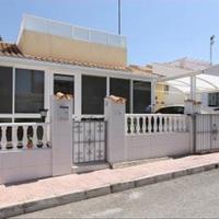 Bungalow in Spain, Comunitat Valenciana, Alicante, 74 sq.m.