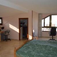 Flat in Spain, Comunitat Valenciana, Alicante, 180 sq.m.