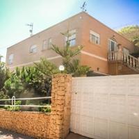 Villa in Spain, Comunitat Valenciana, Alicante, 360 sq.m.