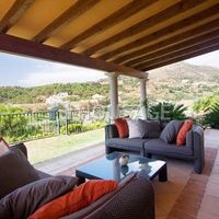 Villa in Spain, Andalucia, 721 sq.m.