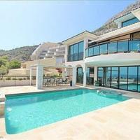 Villa in Spain, Comunitat Valenciana, Alicante, 556 sq.m.