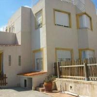 Townhouse in Spain, Comunitat Valenciana, Alicante, 190 sq.m.