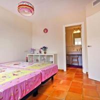 Villa in Spain, Comunitat Valenciana, Alicante, 250 sq.m.