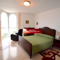 Flat in Spain, Comunitat Valenciana, Alicante, 200 sq.m.