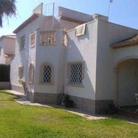 Villa in Spain, Comunitat Valenciana, Alicante, 143 sq.m.
