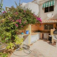Bungalow in Spain, Comunitat Valenciana, Alicante, 133 sq.m.