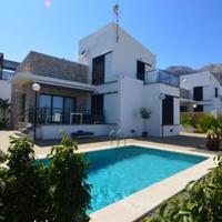 Villa in Spain, Comunitat Valenciana, Alicante, 84 sq.m.
