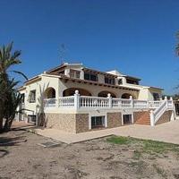Villa in Spain, Comunitat Valenciana, Alicante, 590 sq.m.