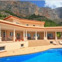 Villa in Spain, Comunitat Valenciana, Alicante, 400 sq.m.