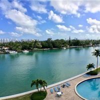 Apartment in the USA, Florida, Bay Harbor Islands, 103 sq.m.