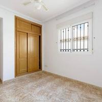 Townhouse in Spain, Comunitat Valenciana, Alicante, 60 sq.m.