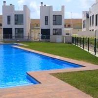 Bungalow in Spain, Comunitat Valenciana, Alicante, 78 sq.m.