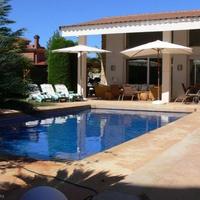 Дом в Испании, Каталония, Багур