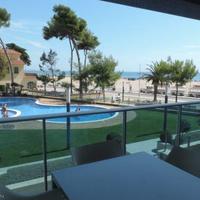 Квартира на первой линии моря/озера в Испании, Каталония, Барселона, 110 кв.м.