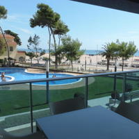 Квартира на первой линии моря/озера в Испании, Каталония, Барселона, 110 кв.м.