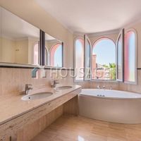 Villa in Spain, Andalucia, 433 sq.m.