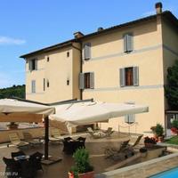 Отель (гостиница) в пригороде в Италии, Пьенца